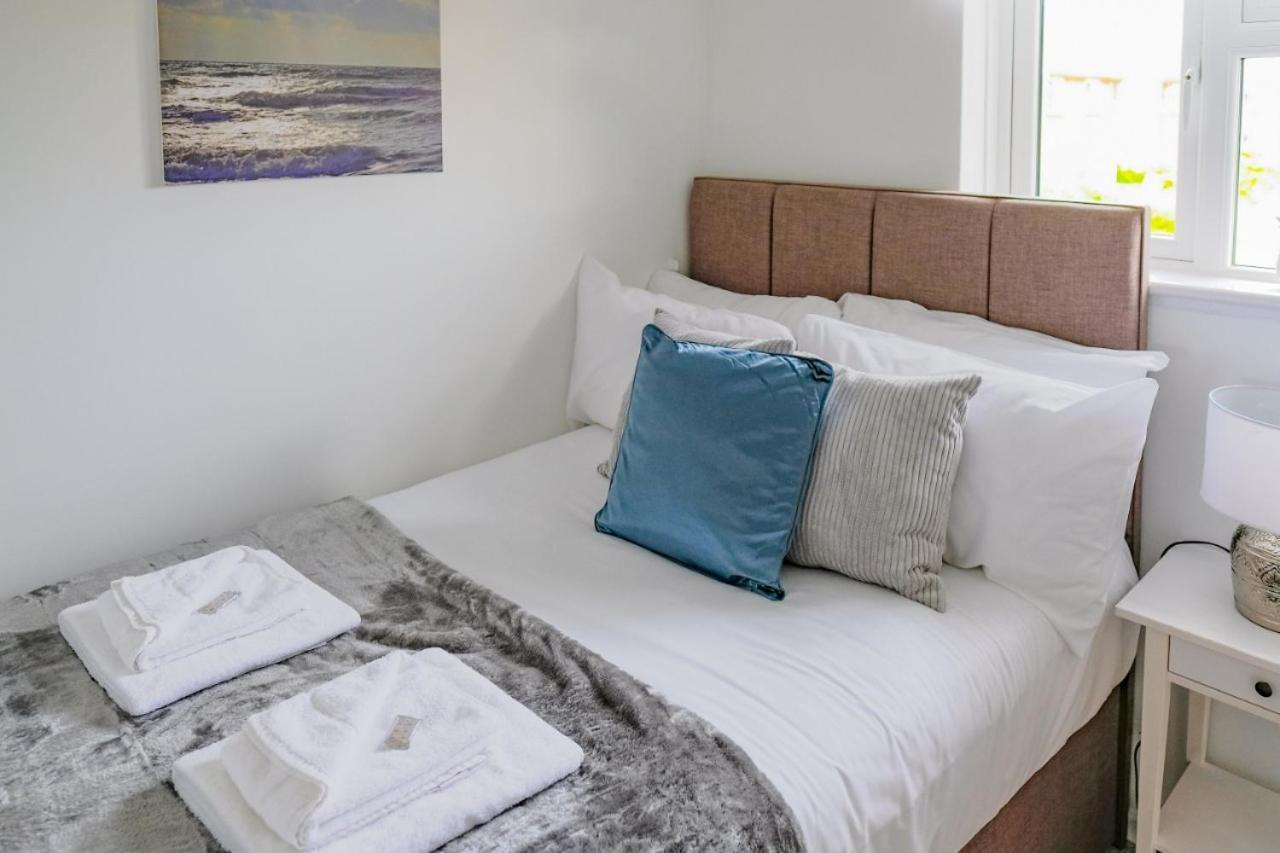Modern & Artistic Design Humphreys Lodge - Sleep 6 CBG Εξωτερικό φωτογραφία
