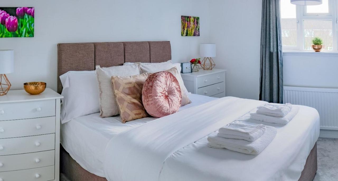 Modern & Artistic Design Humphreys Lodge - Sleep 6 CBG Εξωτερικό φωτογραφία